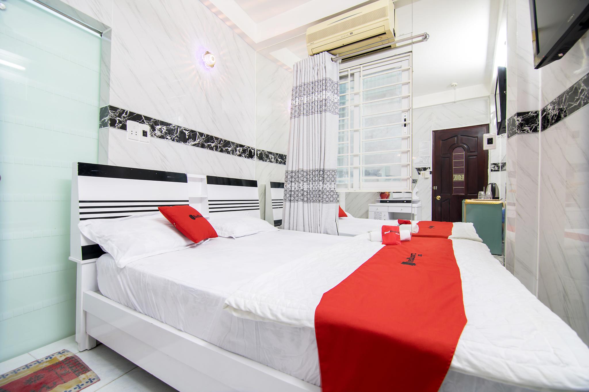 Reddoorz Plus Near Ben Thanh Market Хошимін Екстер'єр фото